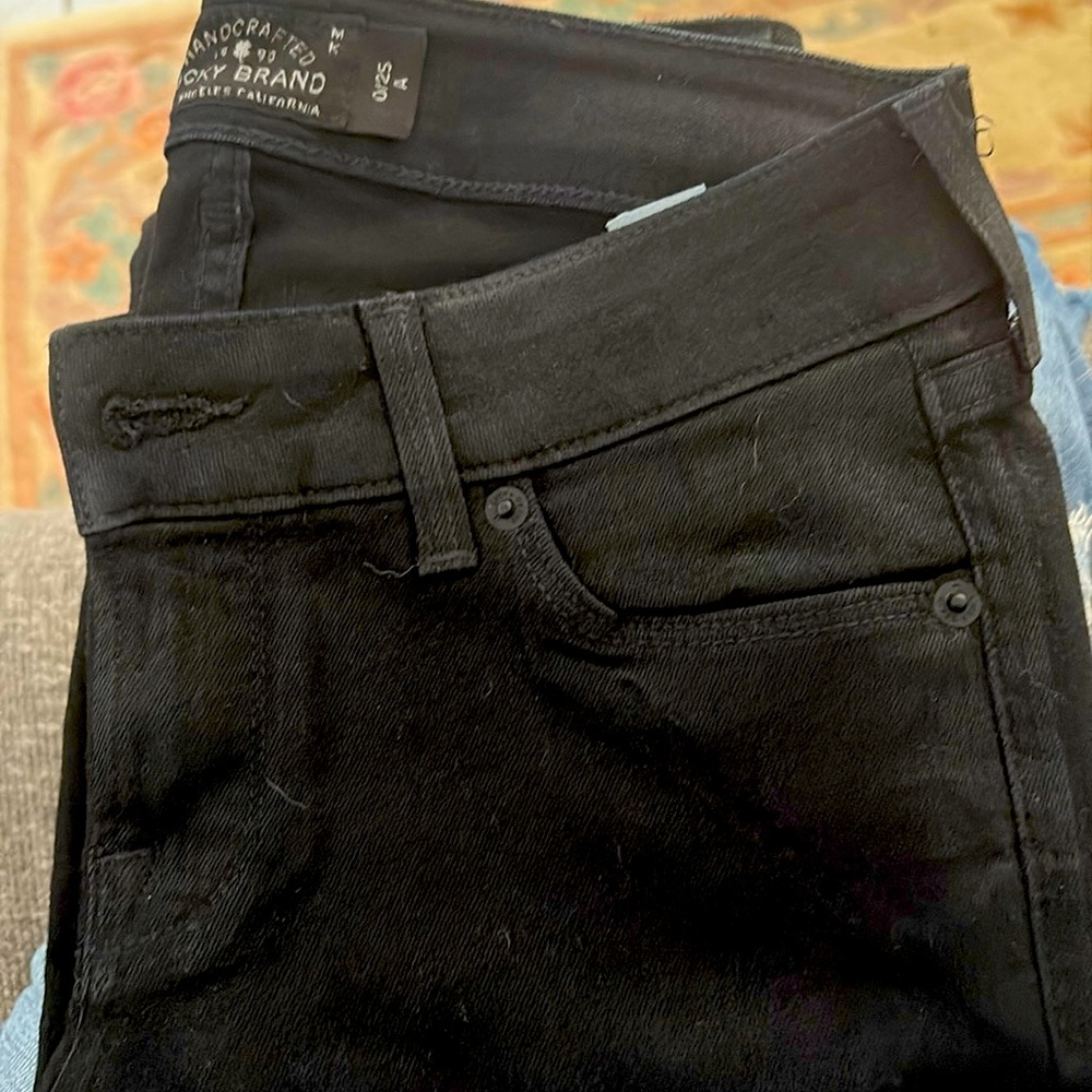 Lucky 🍀 Brand
Black Denim
Lolita Skinny
